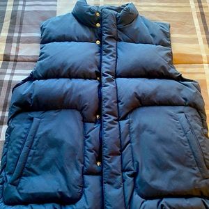 Men’s Gap Precision Designed Outdoor Edition Down Vest. Size: XL